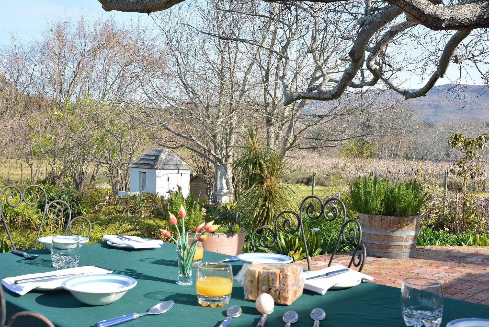 Sweet Valley Majini Guesthouse מראה חיצוני תמונה