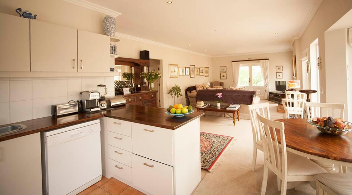Sweet Valley Majini Guesthouse מראה חיצוני תמונה